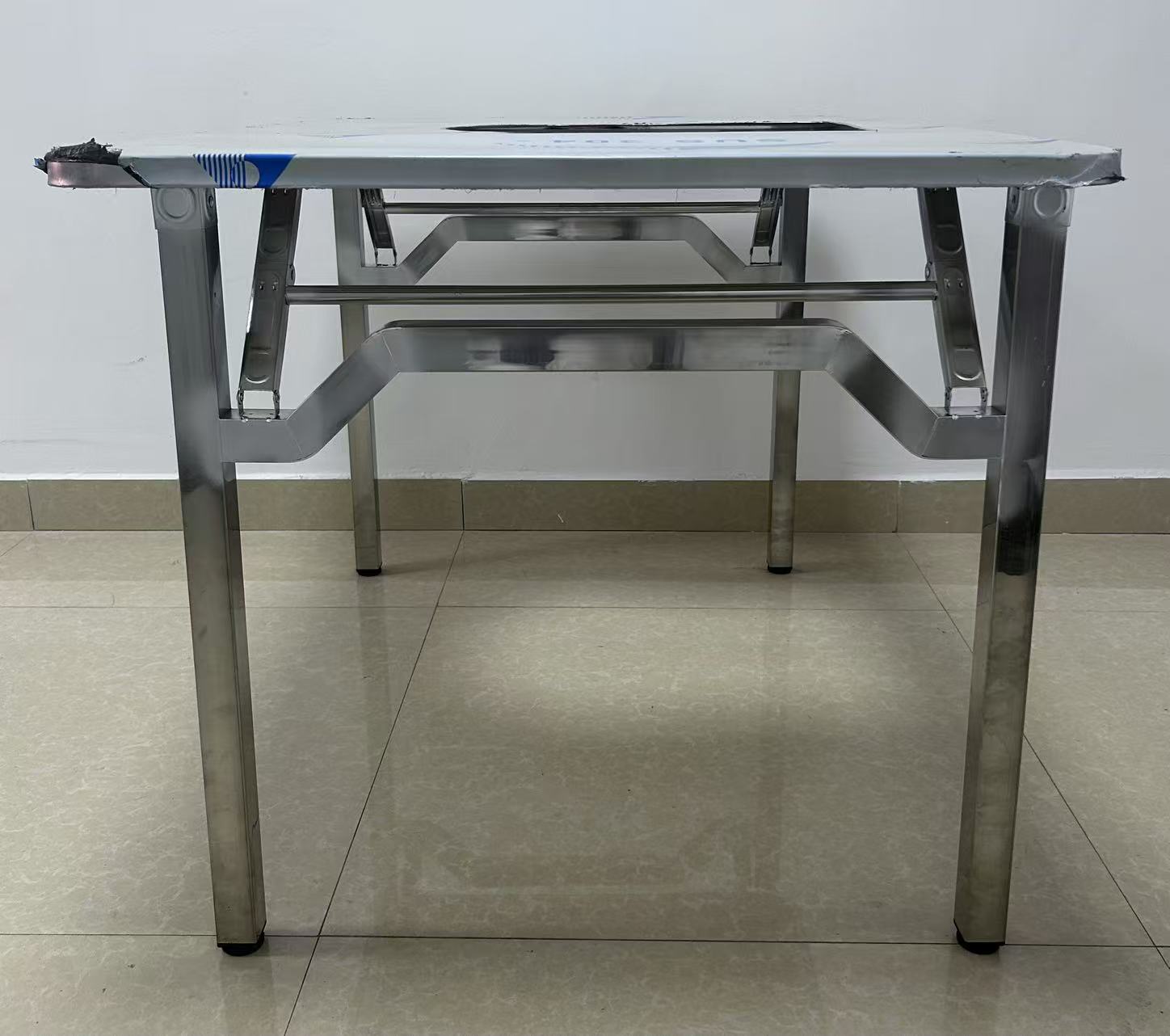 Table à manger carrée pliable  - Korean Bbq Grill avis et prix